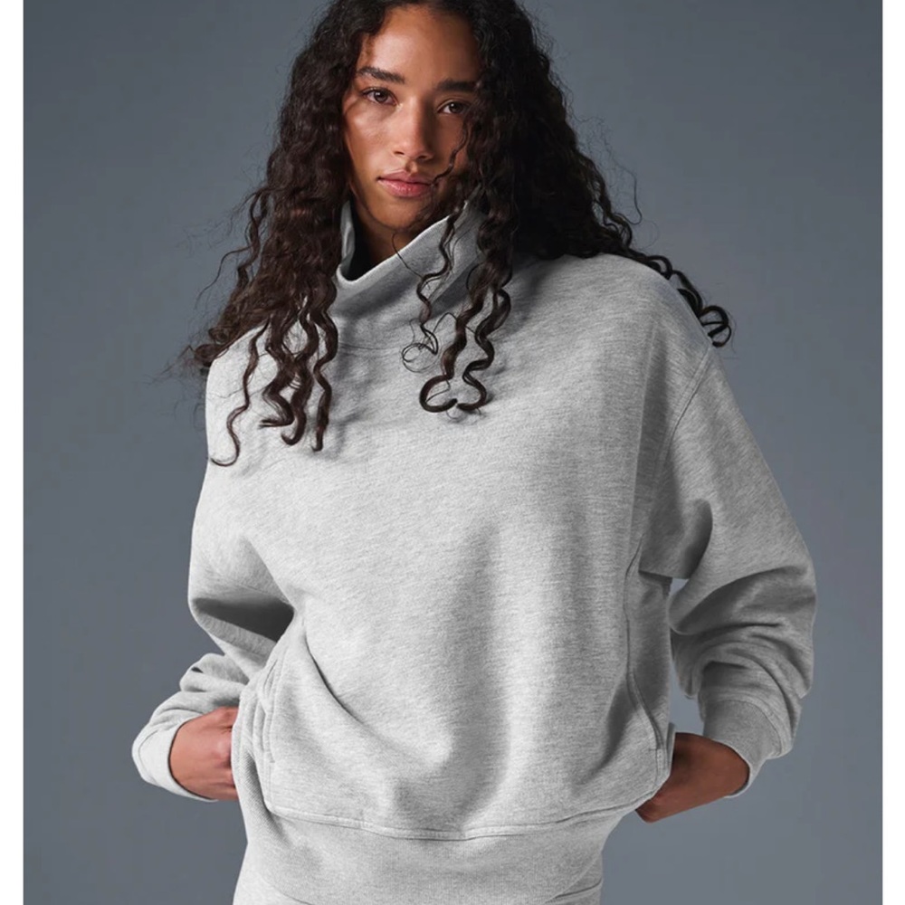 Allo Yoga Hazy Mock Neck Pullover. Tags On!!! Size M, Grey, still in stores!